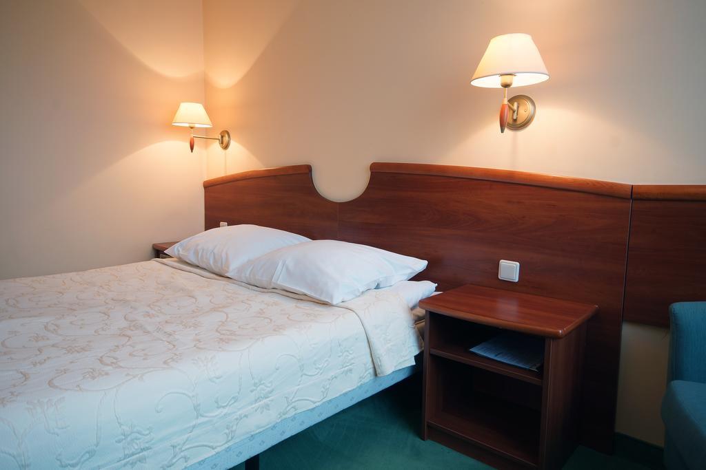 Chełm Hotel Kamena מראה חיצוני תמונה