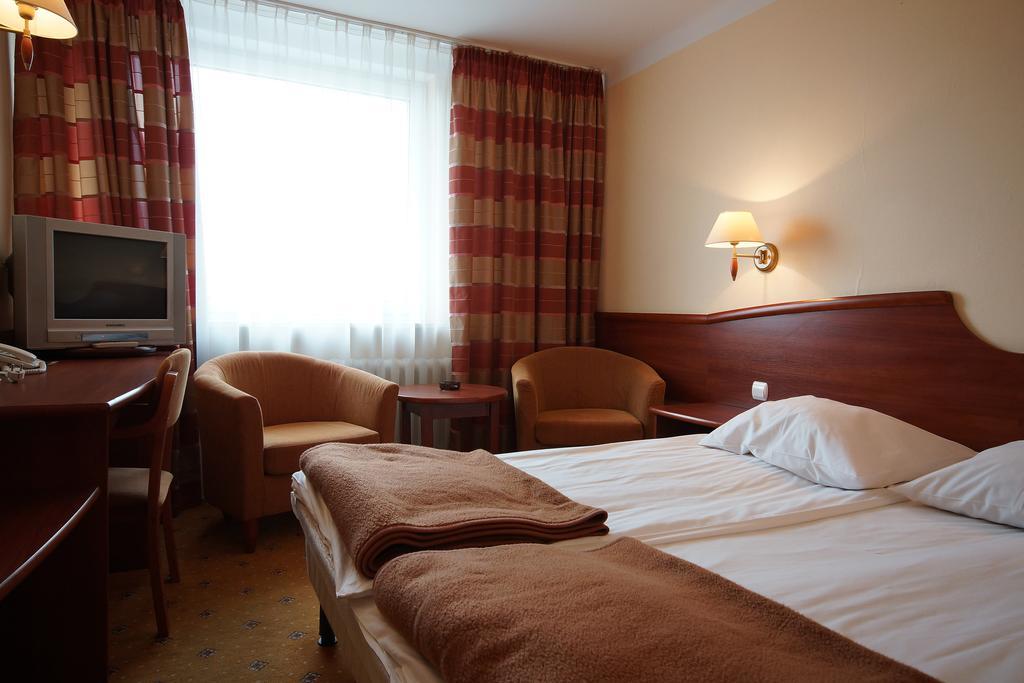 Chełm Hotel Kamena מראה חיצוני תמונה