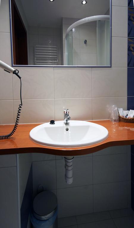 Chełm Hotel Kamena מראה חיצוני תמונה